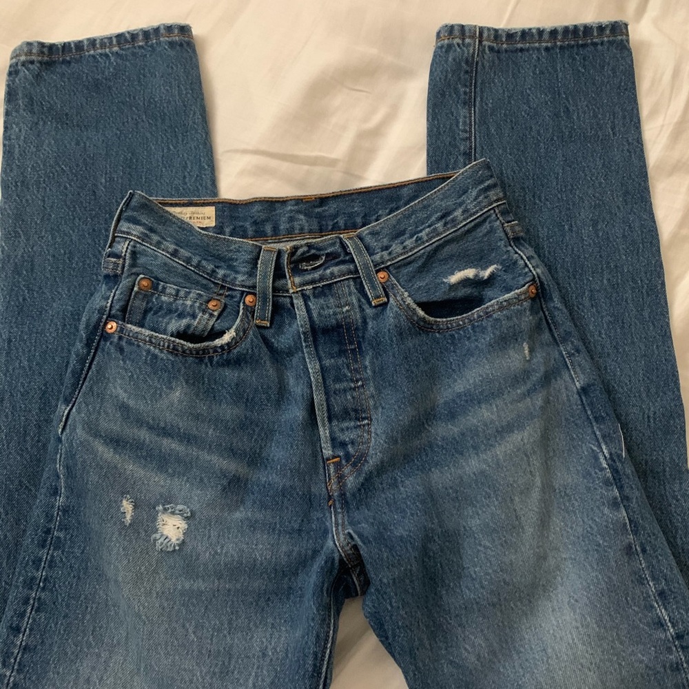 LEVI JEANS - Picture 2 of 2